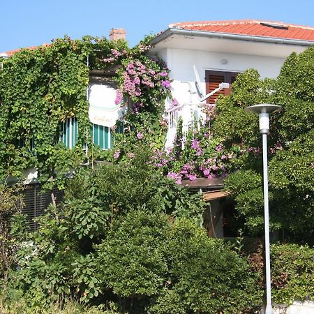 Apartments Petar - 6M From The Sea Barbat na Rabu المظهر الخارجي الصورة