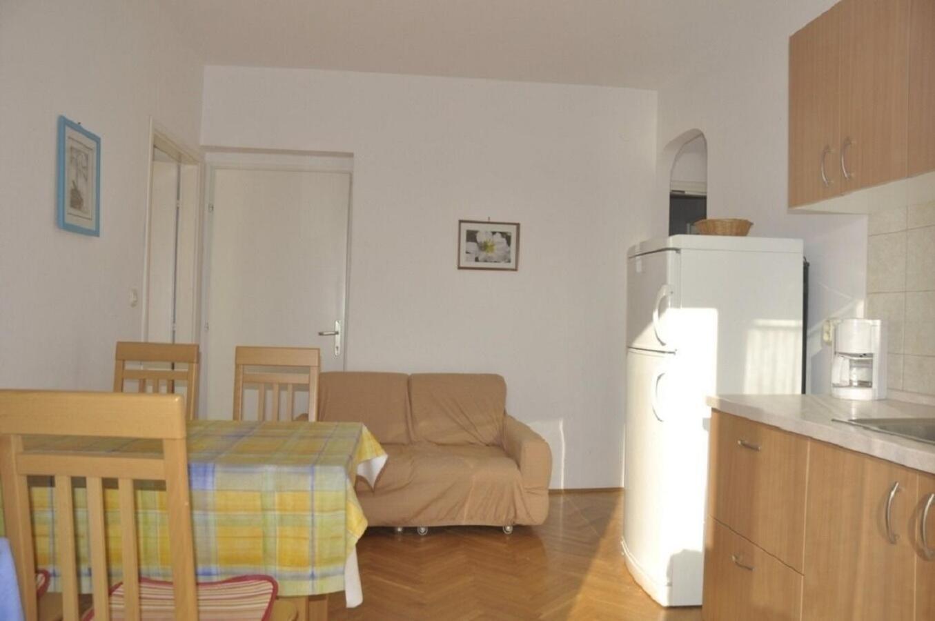 Apartments Petar - 6M From The Sea Barbat na Rabu المظهر الخارجي الصورة